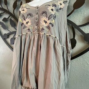 Torrid plus size woman’s sleeveless summer tank top